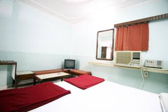 Hotel Dharam Lok, Agra 5